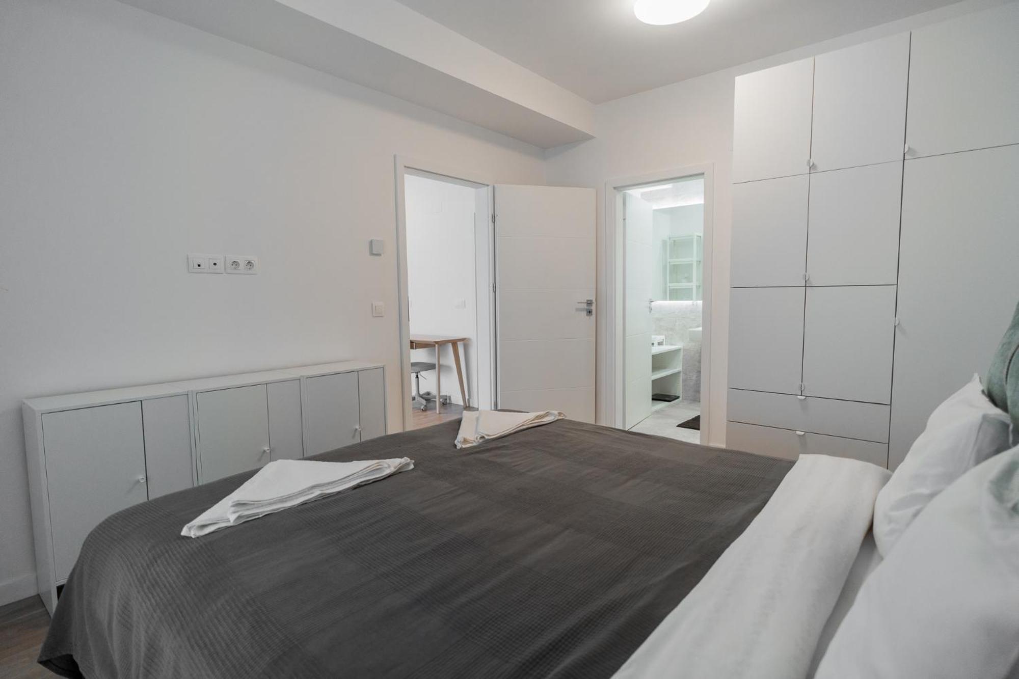 Lagoon Park Apartments With Beach View Bucureşti Ngoại thất bức ảnh