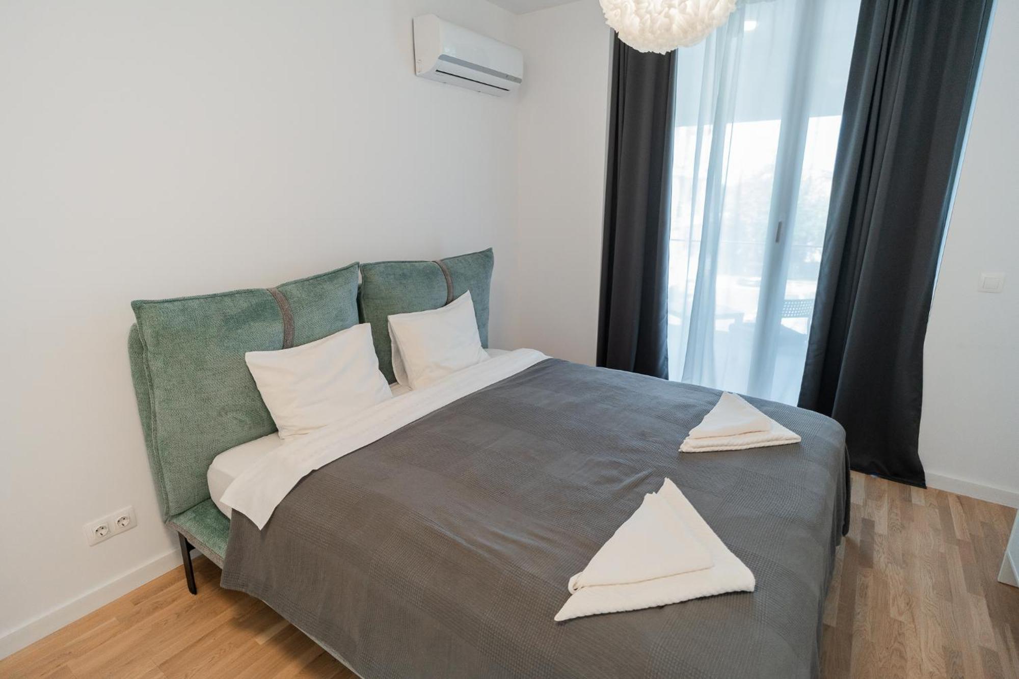 Lagoon Park Apartments With Beach View Bucureşti Ngoại thất bức ảnh