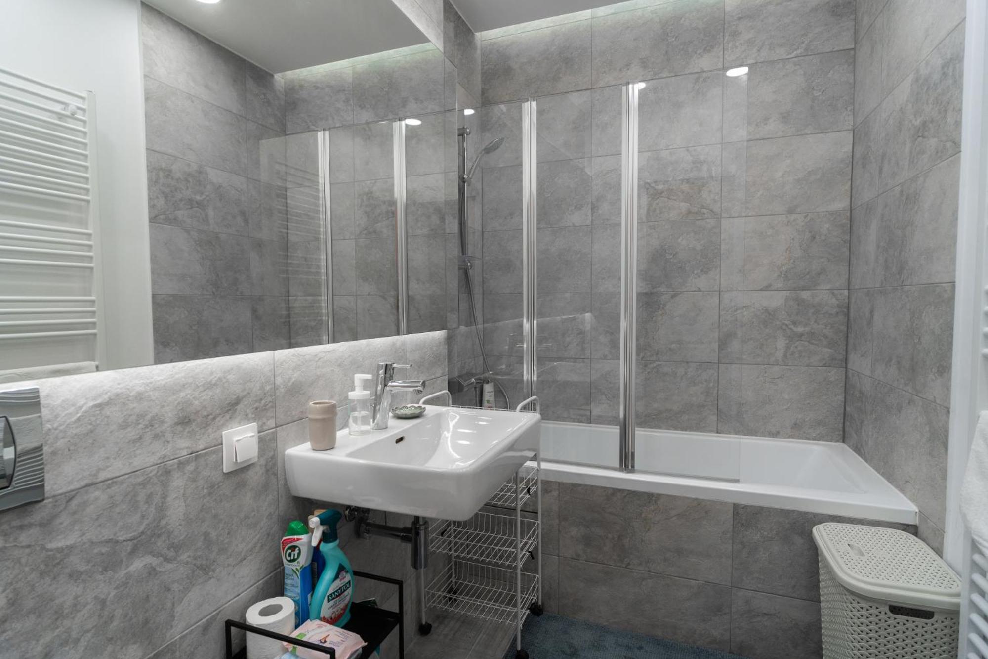 Lagoon Park Apartments With Beach View Bucureşti Ngoại thất bức ảnh